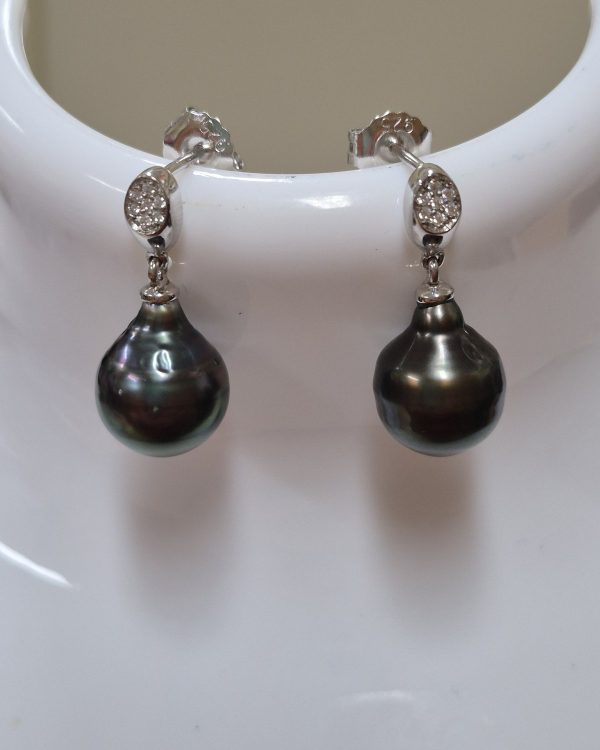 Crystal Stud Black Pearl Drops