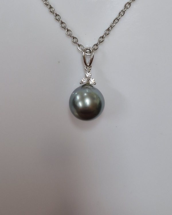 Classic Black Pearl Pendant